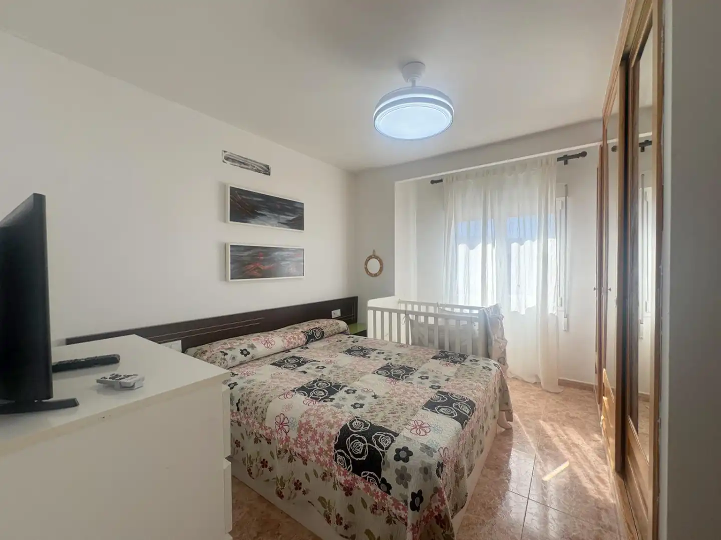 Schlafzimmer von Wohnung zum Verkauf in Candeleda mit Klimaanlage und Heizung