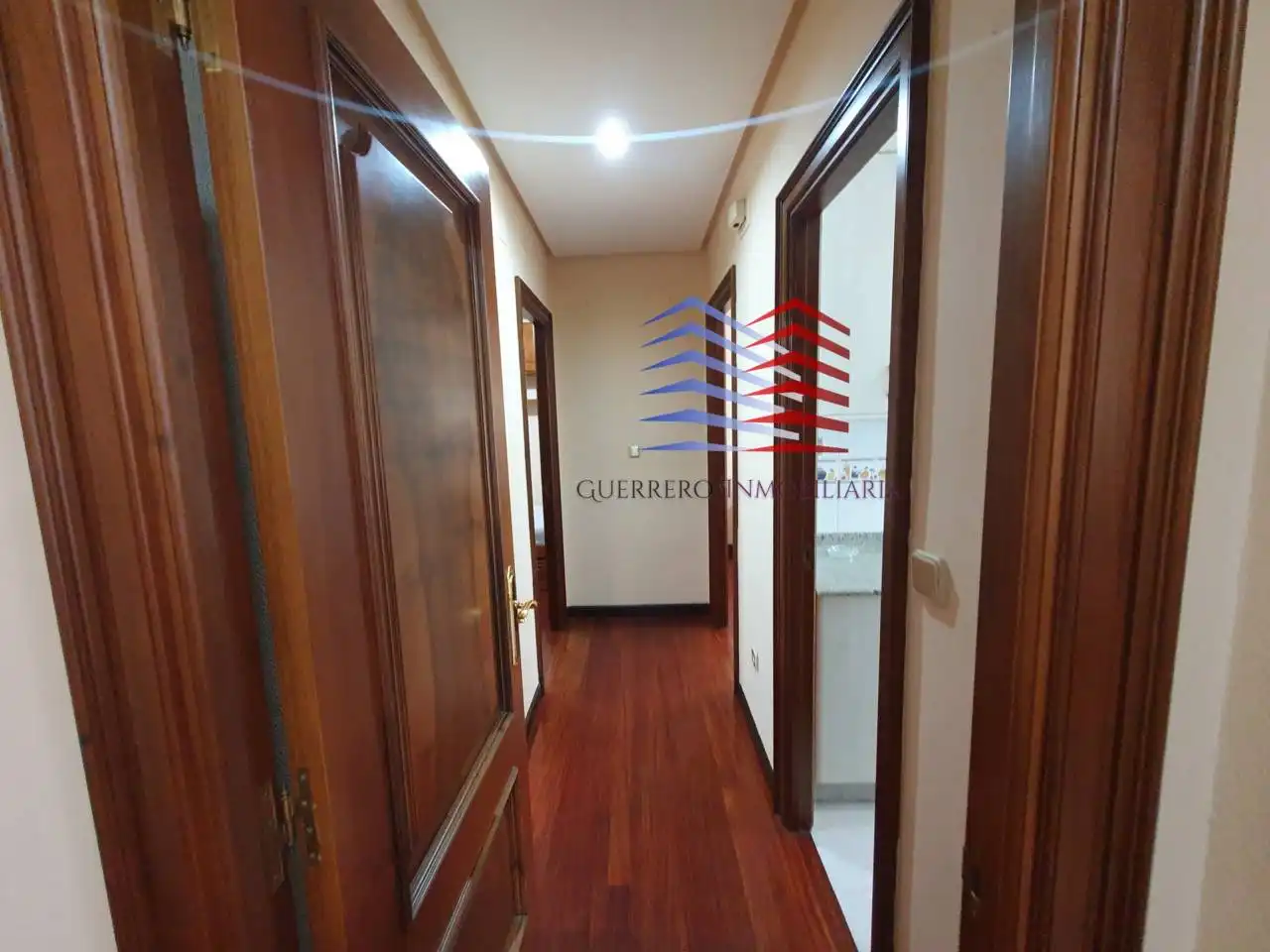 Apartamento de alquiler en Ourense Capital  con Calefacción, Parquet y Amueblado