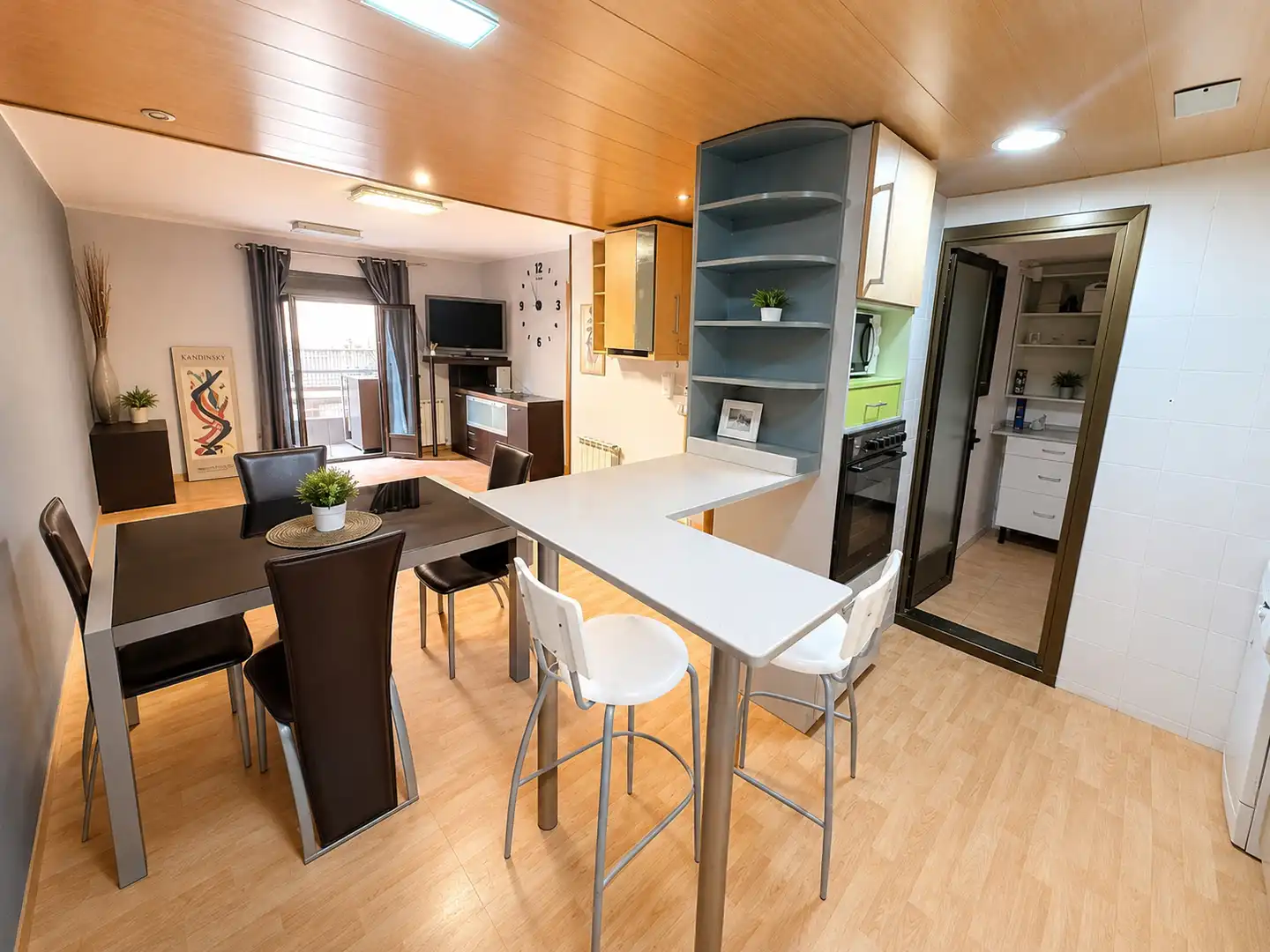 Piso con terraza en venta en Calle Orrius