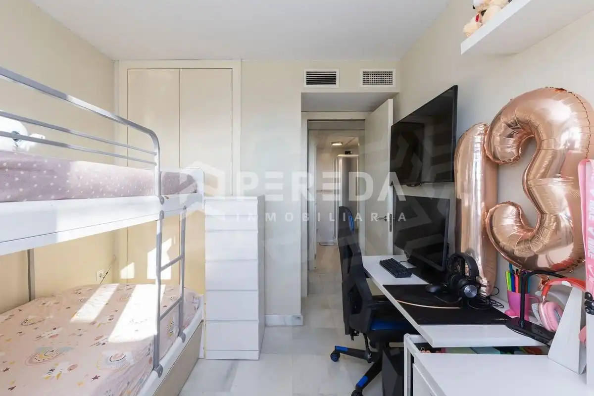 Habitación de Piso en venta en Roquetas de Mar con Aire acondicionado y Piscina comunitaria