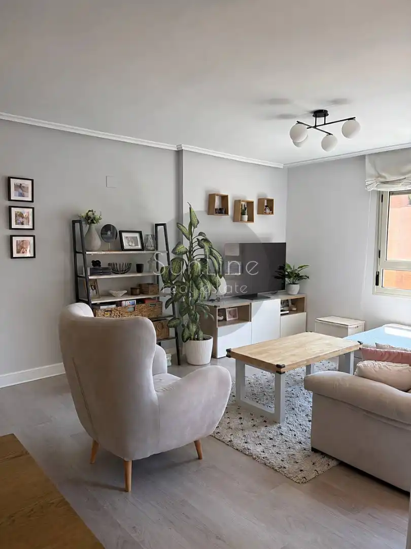 Sala de estar de Piso en venta en Valencia con Aire acondicionado, Terraza y Trastero