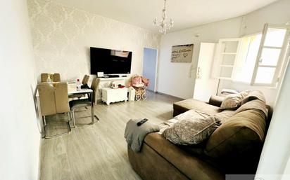 Living room of Apartment for sale in  Santa Cruz de Tenerife Capital