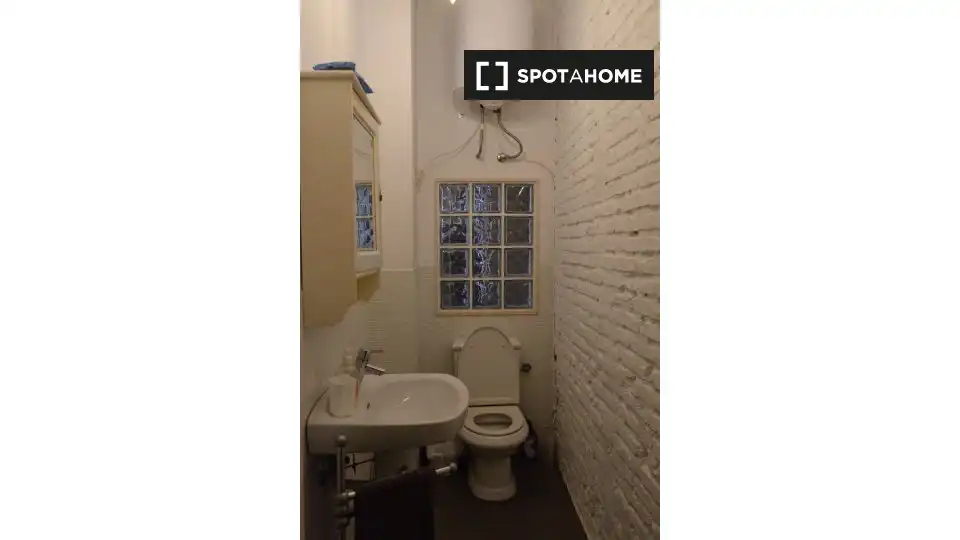 Flat with terrace to rent in L'Eixample, imagen 18