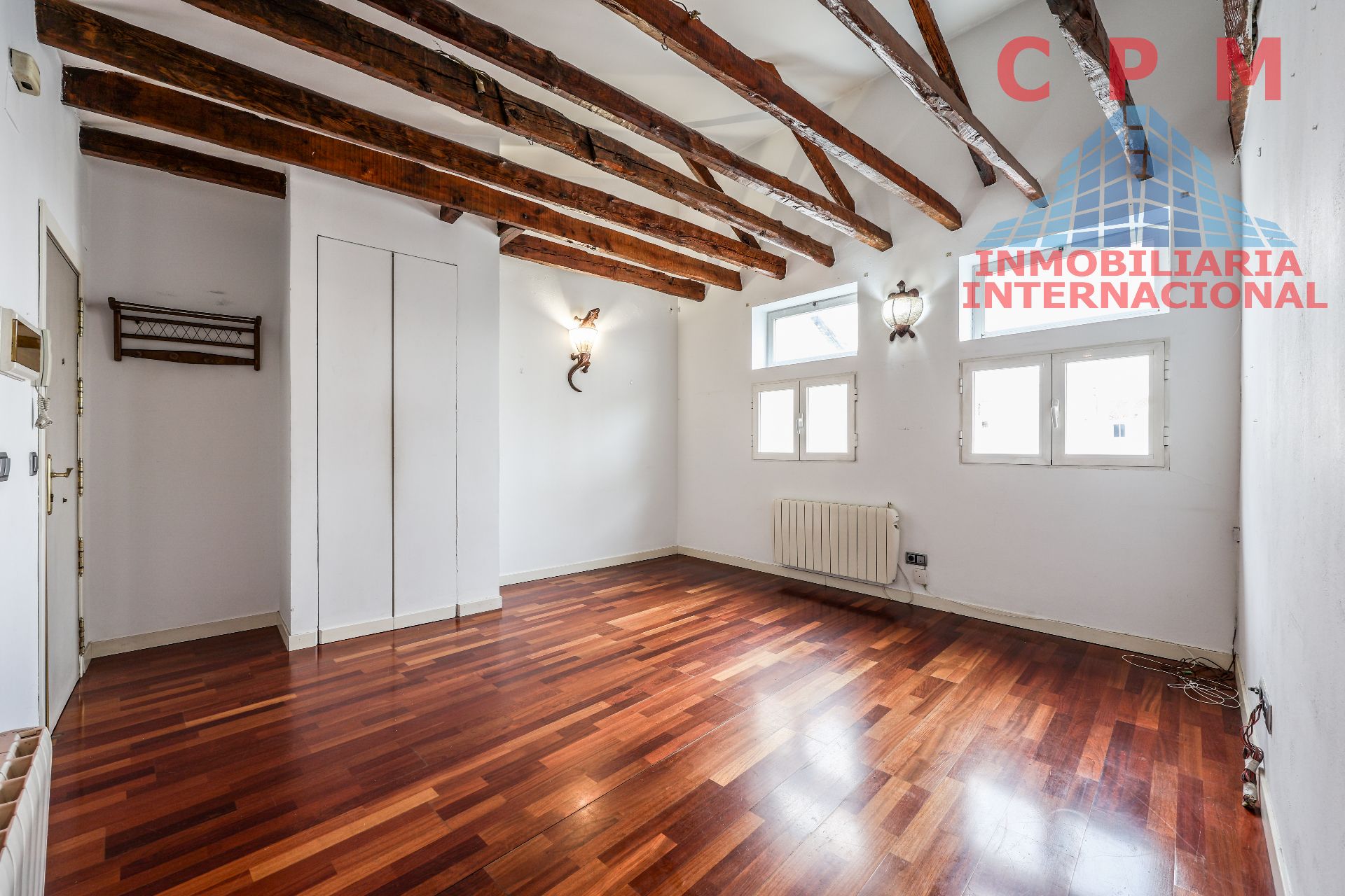 Piso de alquiler en  Madrid Capital con Aire acondicionado, Calefacción y Parquet