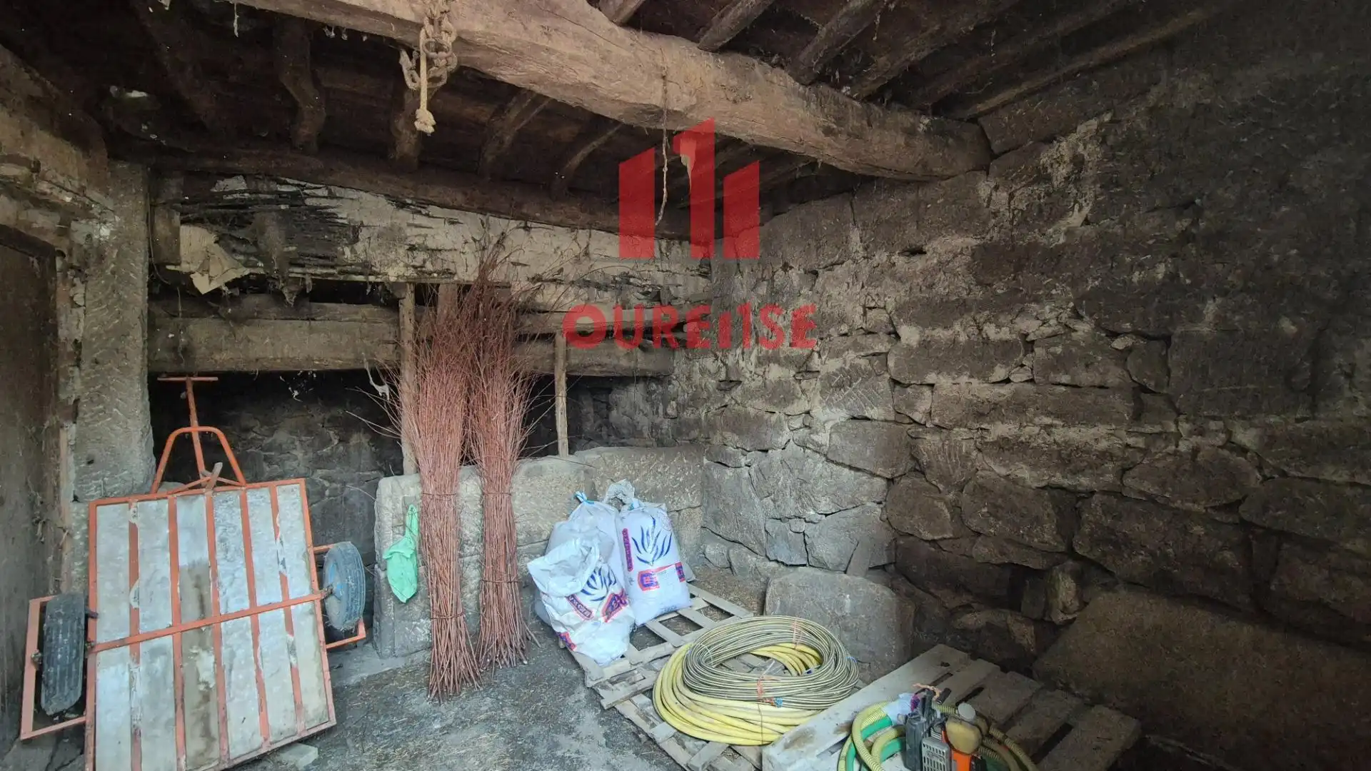 Houses for sale in Vilar de Barrio  with Storage room
