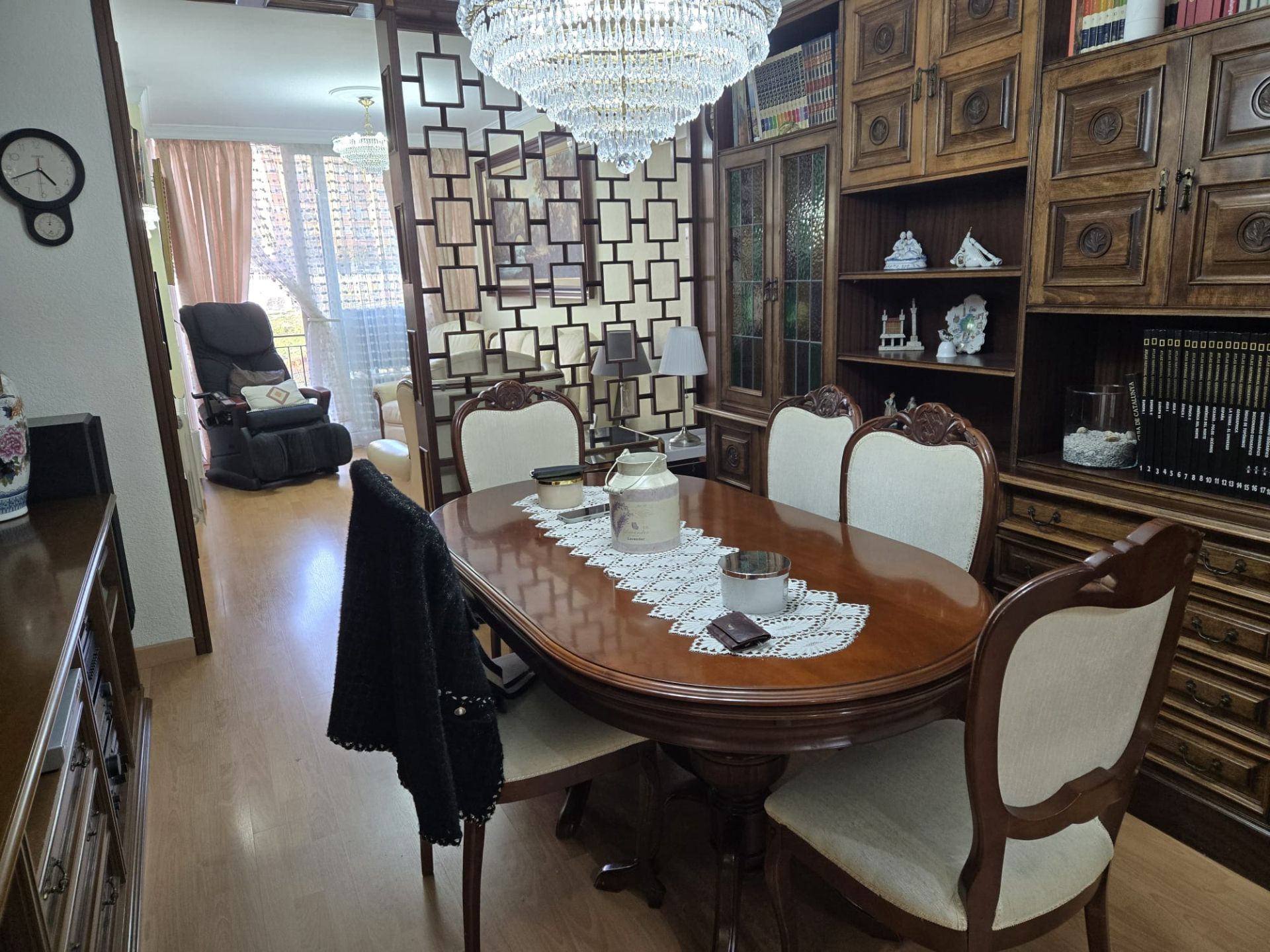 Menjador de Pis en venda en L'Hospitalet de Llobregat amb Calefacció