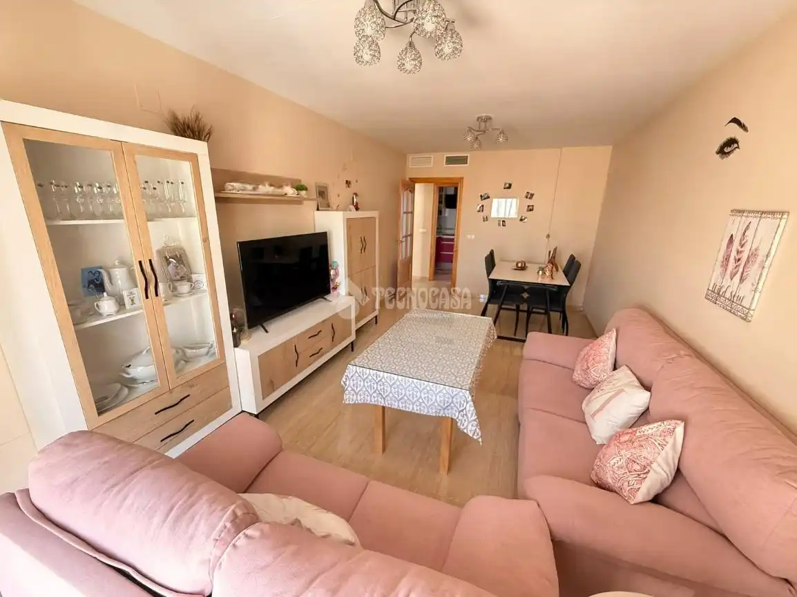 Piso con ascensor en venta en Martos