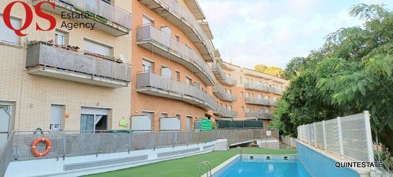 Exterior view of Flat to rent in Blanes  with Air Conditioner, Heating and Terrace