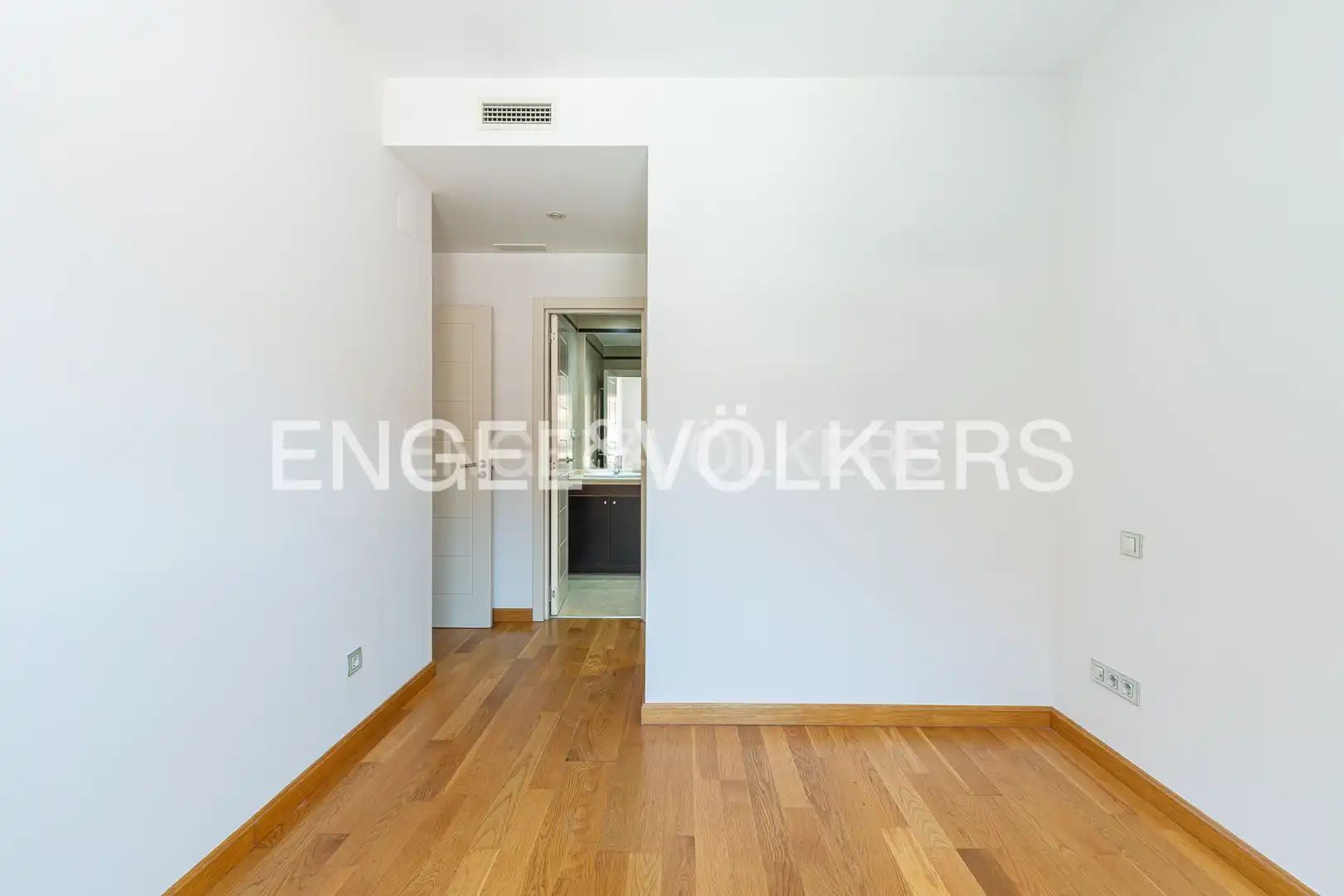 Piso con piscina en alquiler en Calle Embajadores, imagen 12