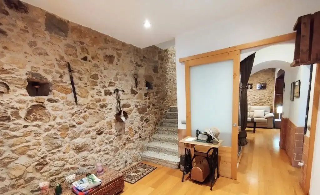 House with garden for sale in Poble, imagen 5