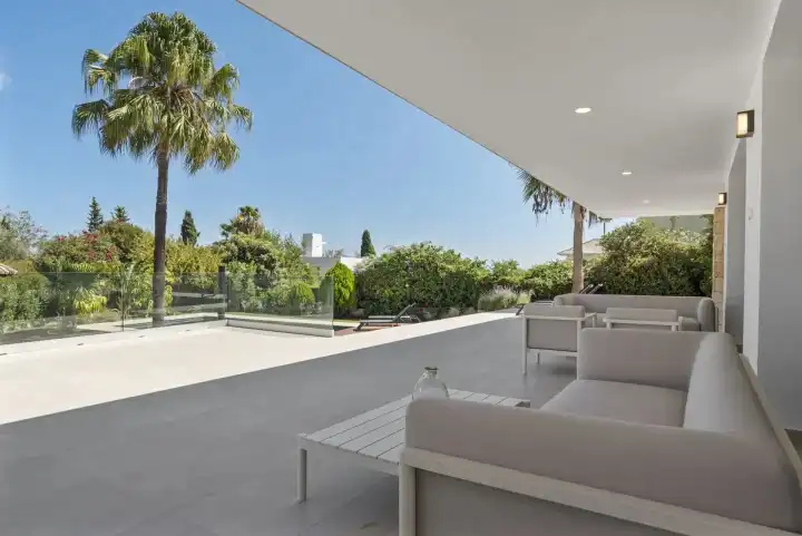 Chalet con piscina en venta en San Pedro de Alcántara, imagen 6