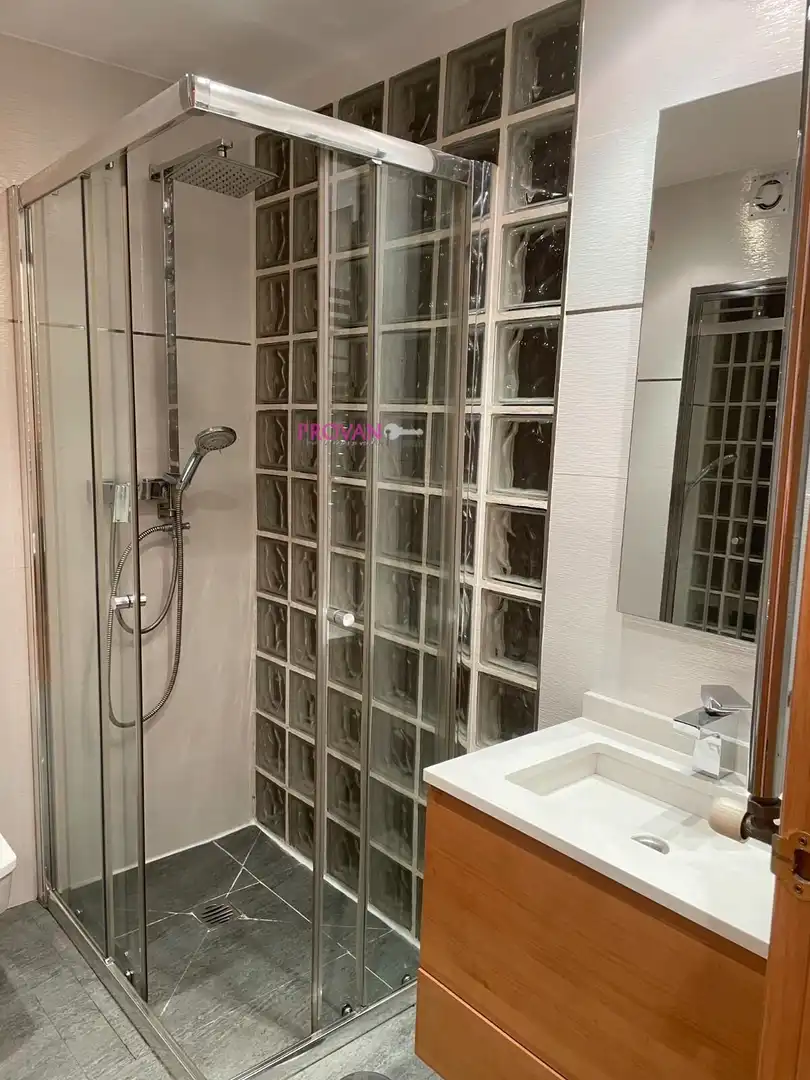 Badezimmer von Wohnung zur Miete in Torrejón de Ardoz mit Klimaanlage, Heizung und Whirlpool