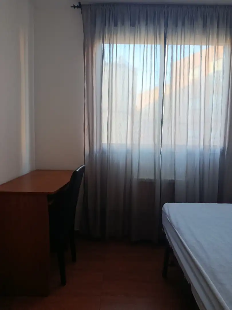 Habitación de Piso de alquiler en Zaragoza con Calefacción, Terraza y Amueblado