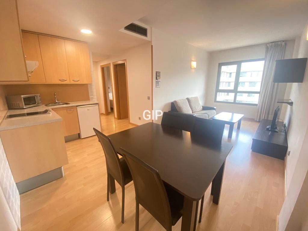 2 hab, 75m² en Rejas, San Blas,  Madrid Capital - Image 3