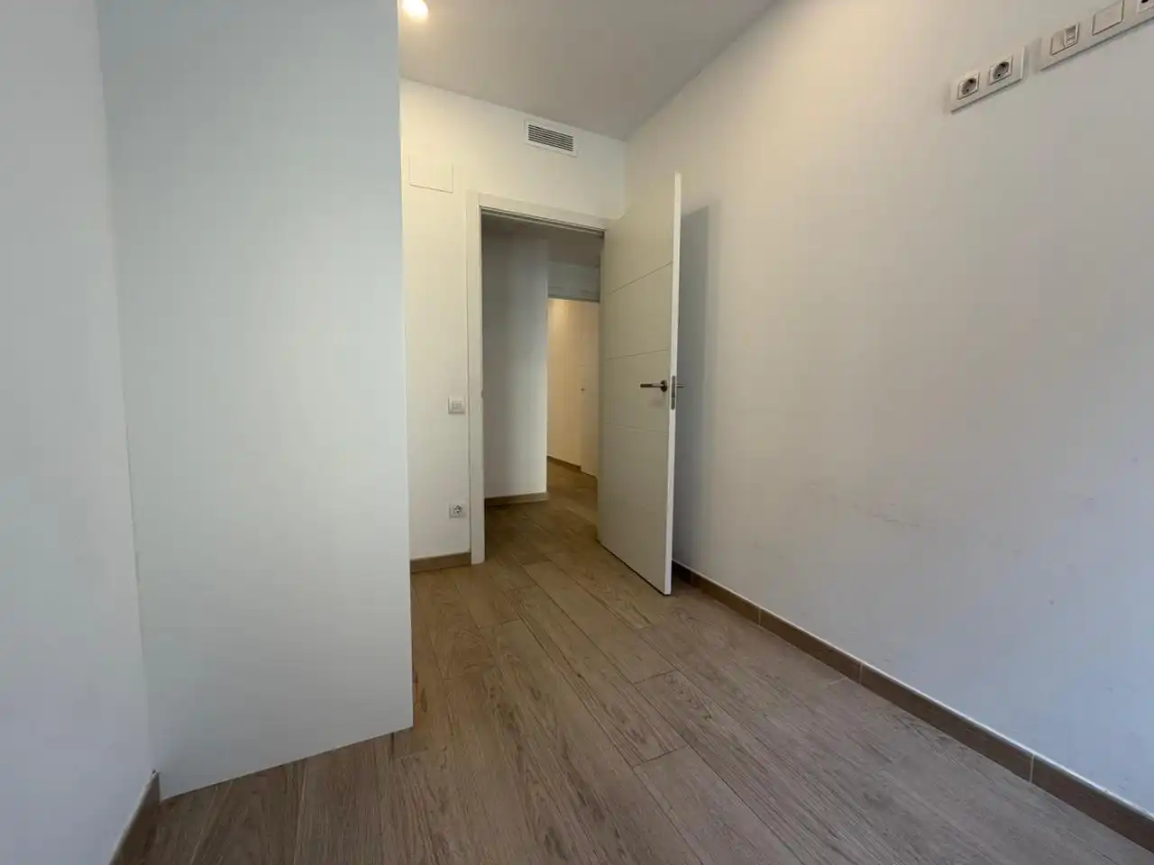 Dormitori de Pis en venda en Barcelona amb Aire condicionat, Parquet i Terrassa