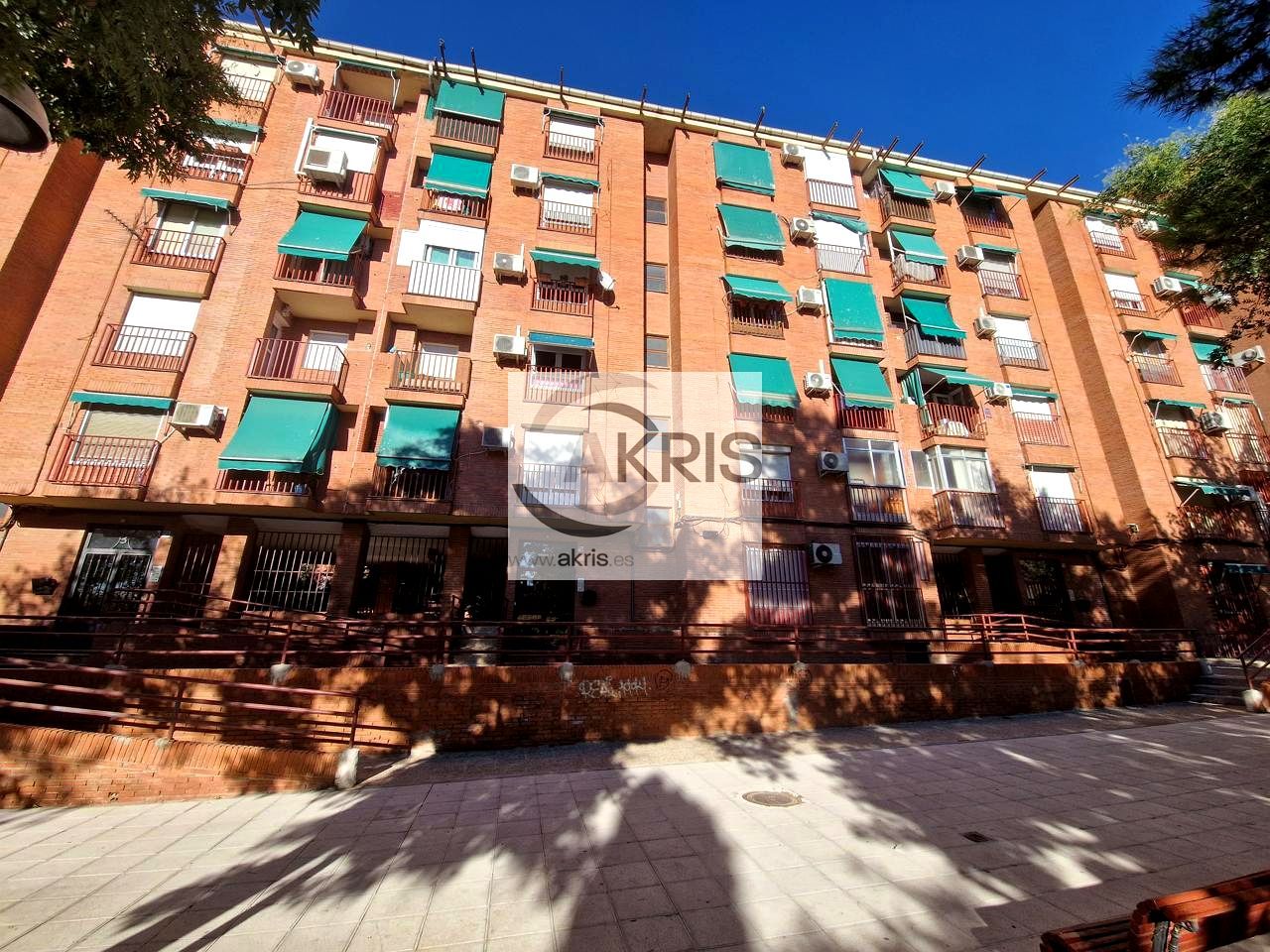 Vista exterior de Planta baixa en venda en  Toledo Capital amb Terrassa