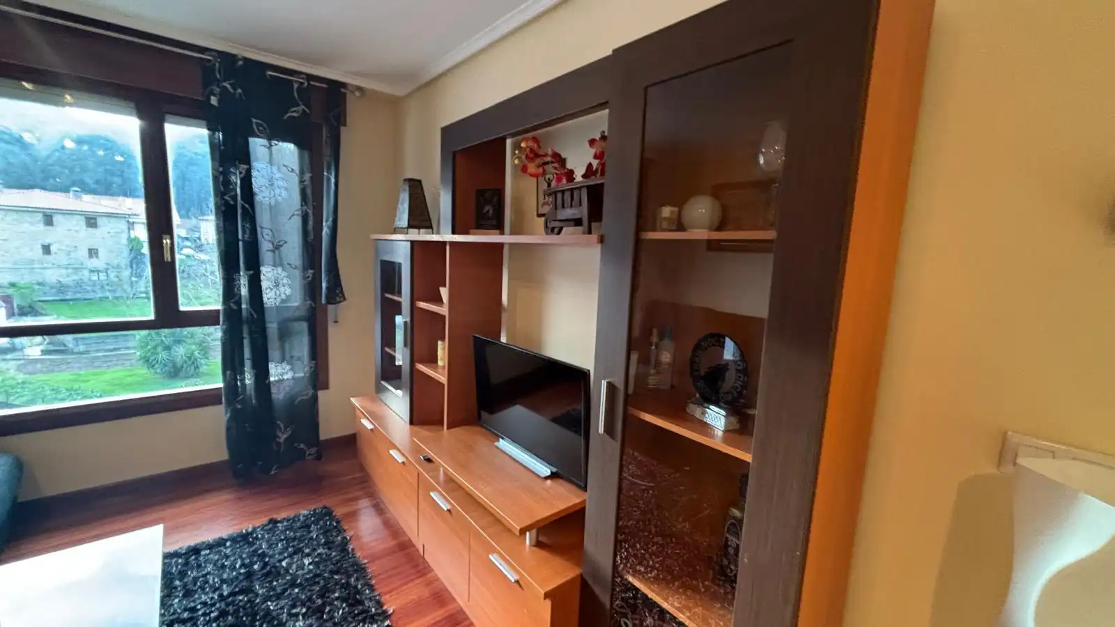 Wohnzimmer von Wohnung zum Verkauf in Ramales de la Victoria mit Heizung, Terrasse und Möbliert