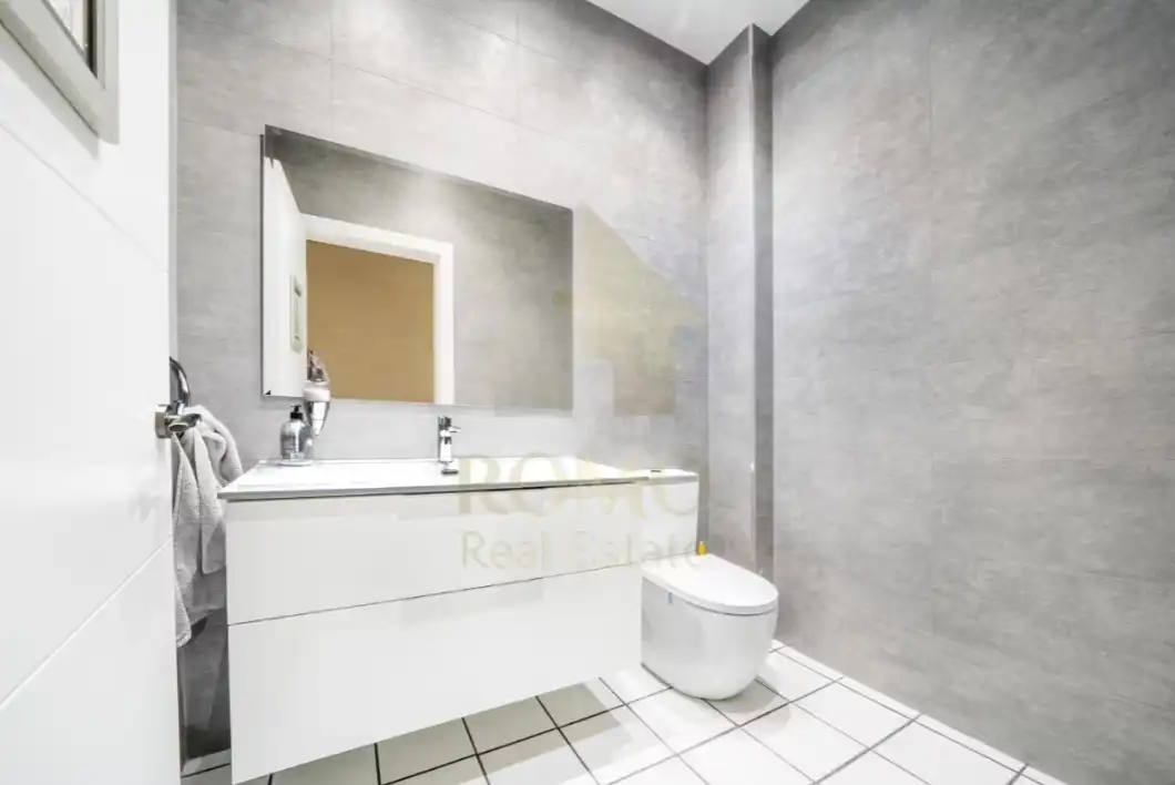 Business premises for sale in Carrer de Navarra, imagen 6