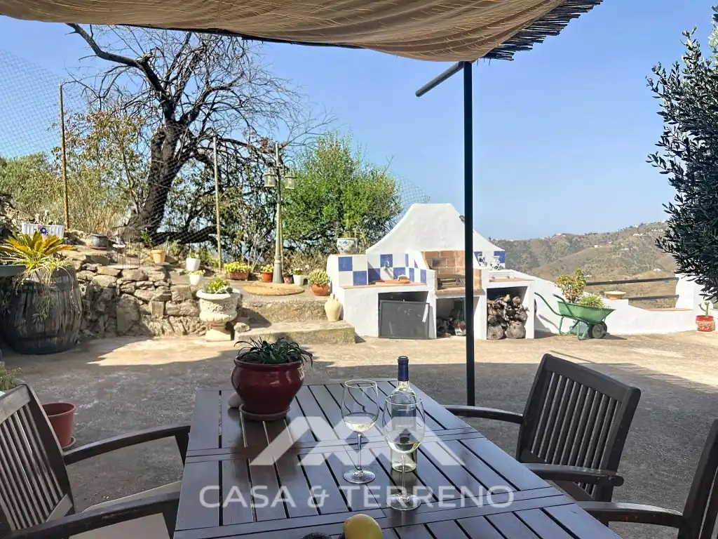 Houses for sale in Diseminados Benamayor, Cómpeta