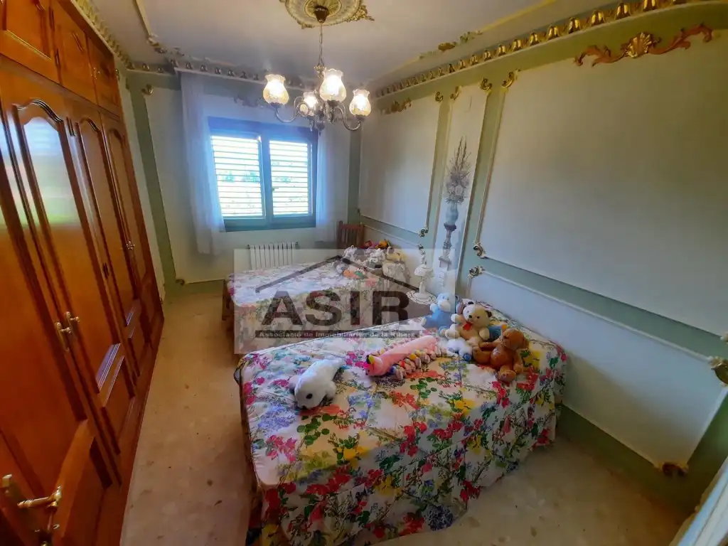 Dormitori de Casa o xalet en venda en Albalat de la Ribera amb Aire condicionat, Calefacció i Jardí privat