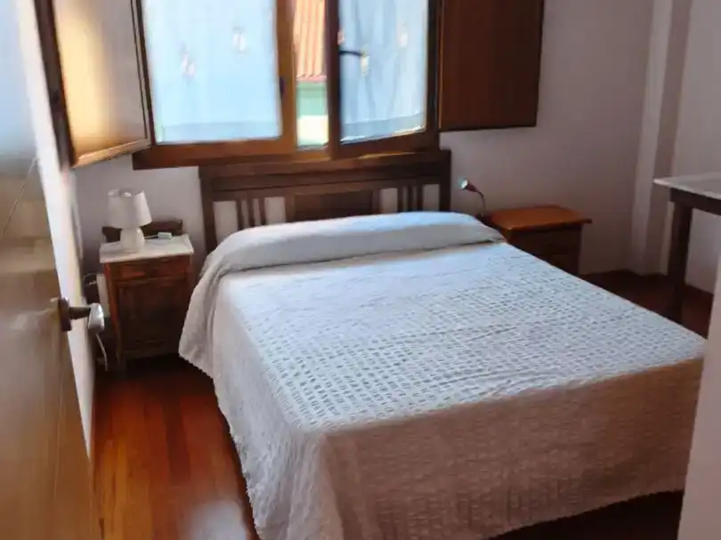 Habitación de Piso de alquiler en Ribeira con Balcón