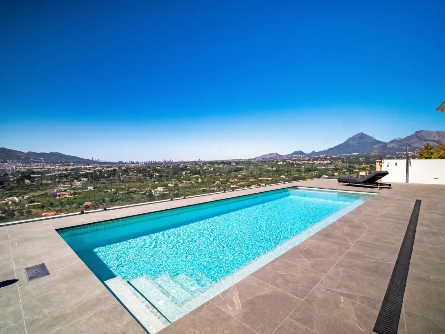 Detached house with pool for sale in Altea ciudad, imagen 5