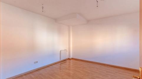 Photo 3 of Flat for sale in Calle de la Ronda del Sur, Cenicientos, Madrid