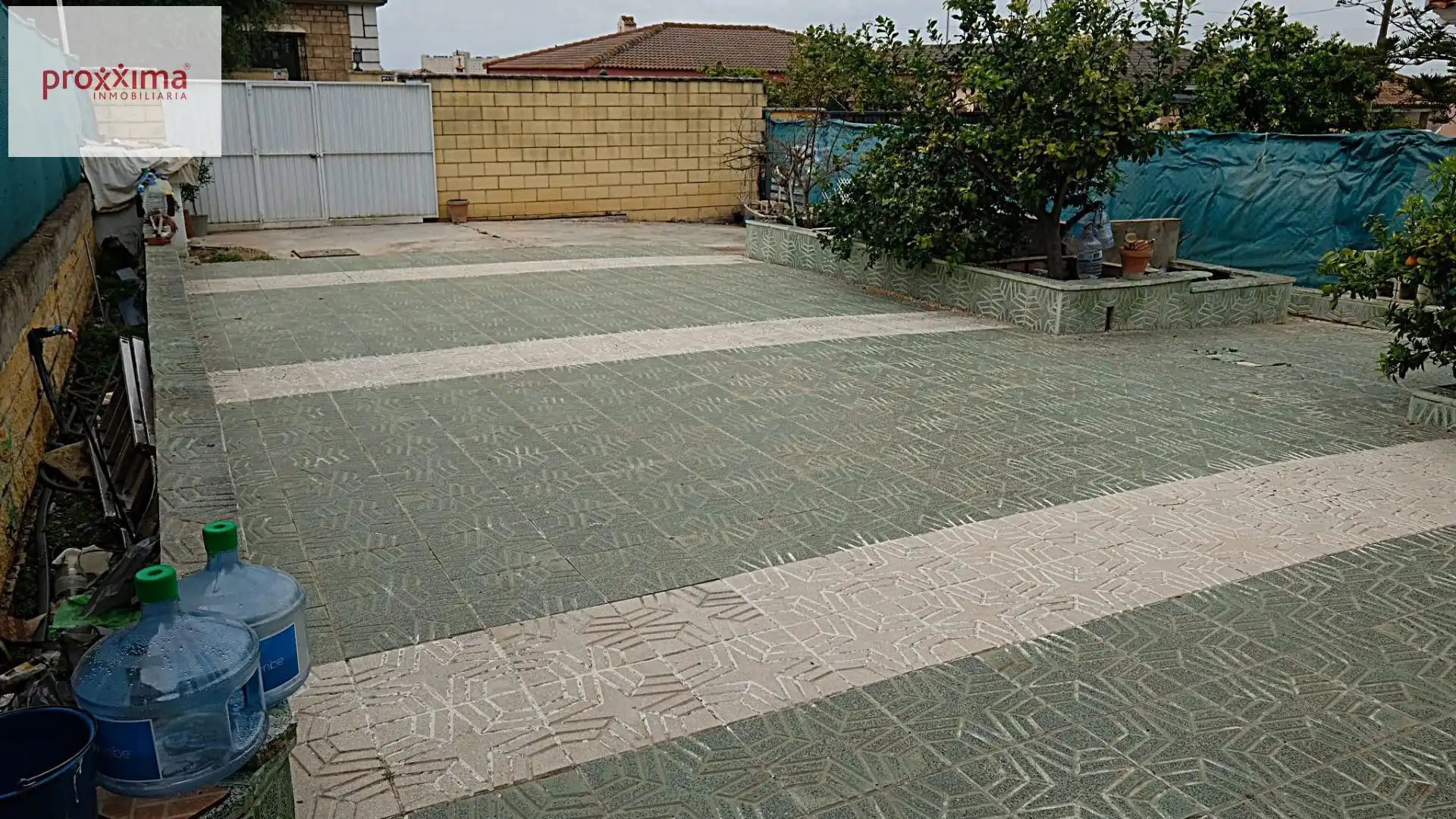 Jardí de Casa o xalet en venda en Dos Hermanas amb Aire condicionat, Calefacció i Jardí privat