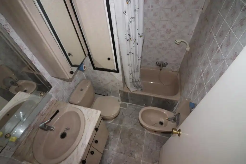 Bathroom of Flat for sale in Buñol  with Air Conditioner, Terrace and Furnished