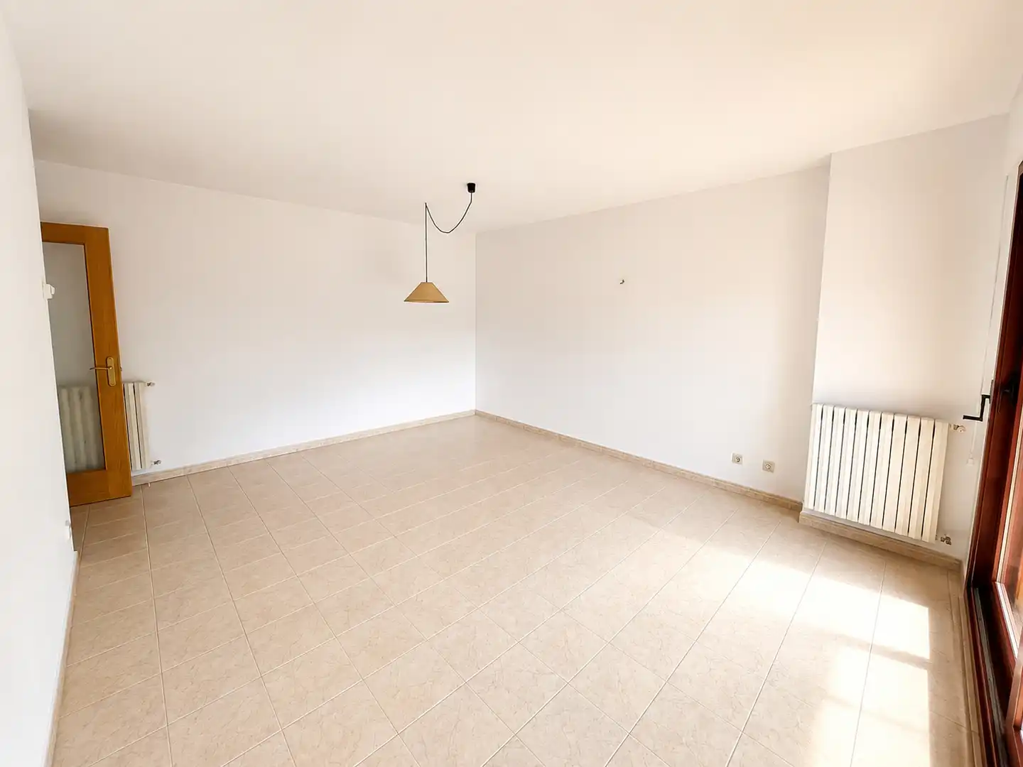 Sala de estar de Piso de alquiler en Escaldes – Engordany con Calefacción y Terraza