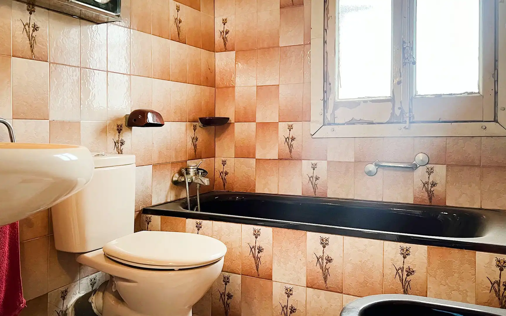 Badezimmer von Haus oder Chalet zum Verkauf in Sant Boi de Llobregat mit Privatgarten und Terrasse