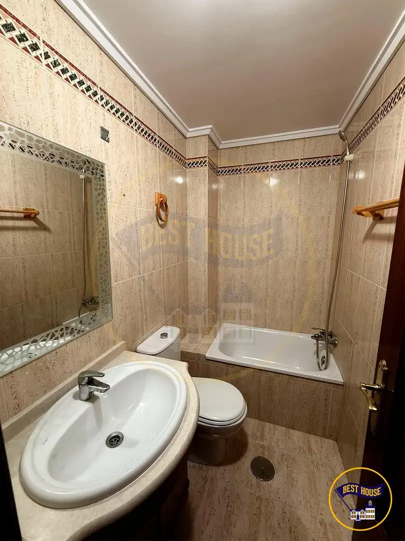 Detached homes for sale in Calle JOAQUIN RODRIGO , San Fernando - Carretera de Valencia