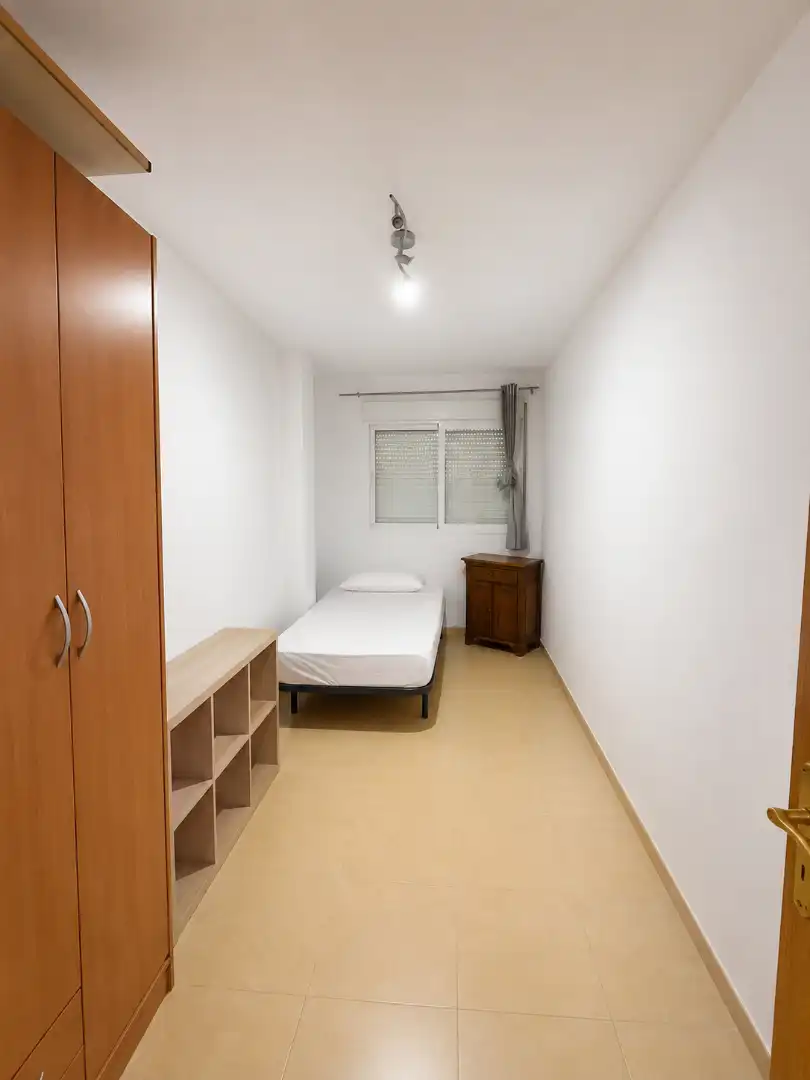 Habitación de Piso en venta en Totana con Amueblado, Lavadora y Internet
