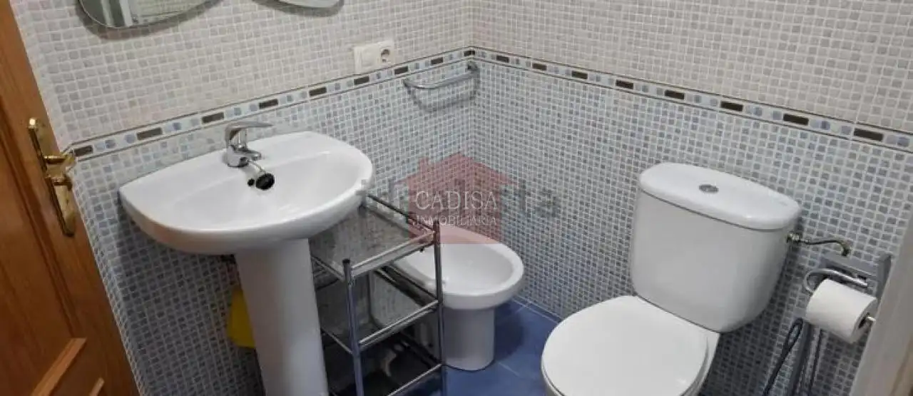 Baño de Apartamento en venta en Salamanca con Calefacción, Amueblado y Balcón