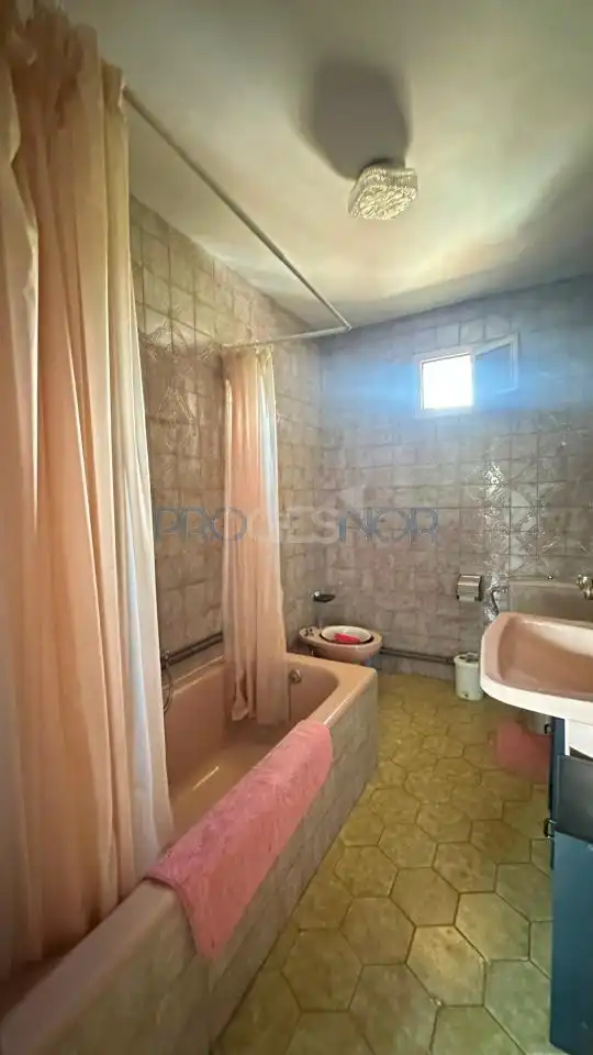 Baño de Casa o chalet en venta en Carrizo con Calefacción, Jardín privado y Terraza