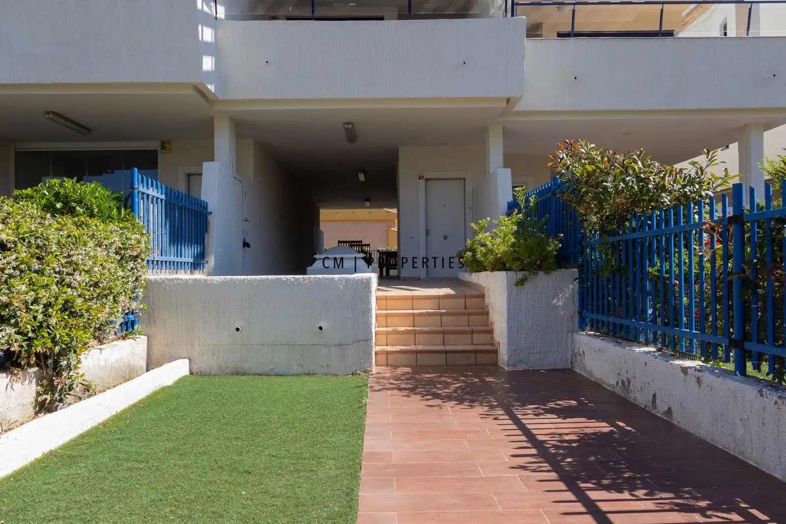 Casa adosada en venda en Sagunto / Sagunt amb Aire condicionat, Calefacció i Terrassa