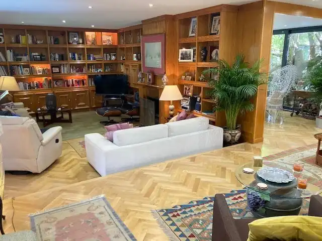 Sala d'estar de Casa o xalet en venda en Roquetas de Mar amb Aire condicionat, Calefacció i Jardí privat