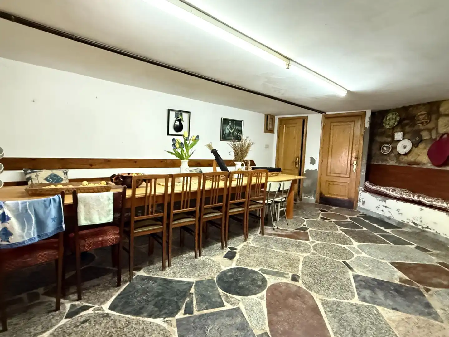 Menjador de Casa o xalet en venda en Pantón amb Calefacció, Parquet i Traster