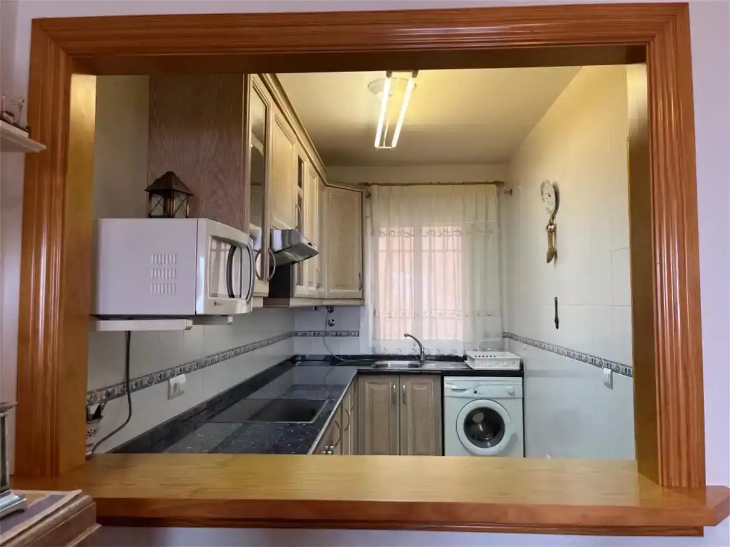 Cocina de Piso en venta en Polopos con Amueblado, Horno y Lavadora
