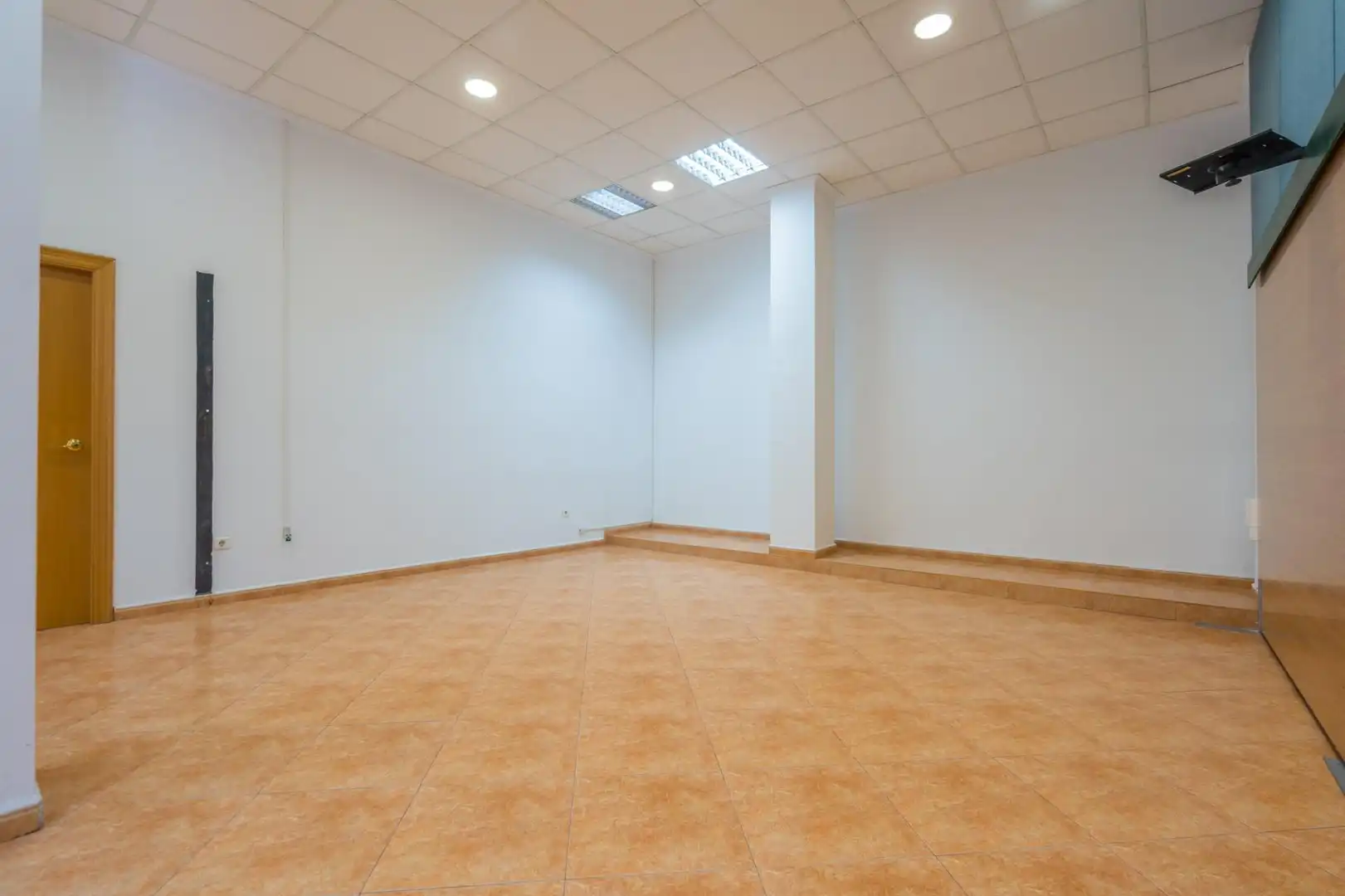 Local en venta en Valencia con Aire acondicionado