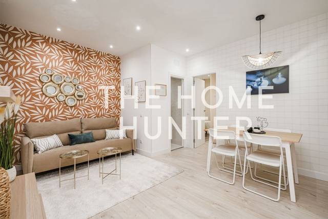 Piso en Venta en  RELATORES en Embajadores - Lavapiés