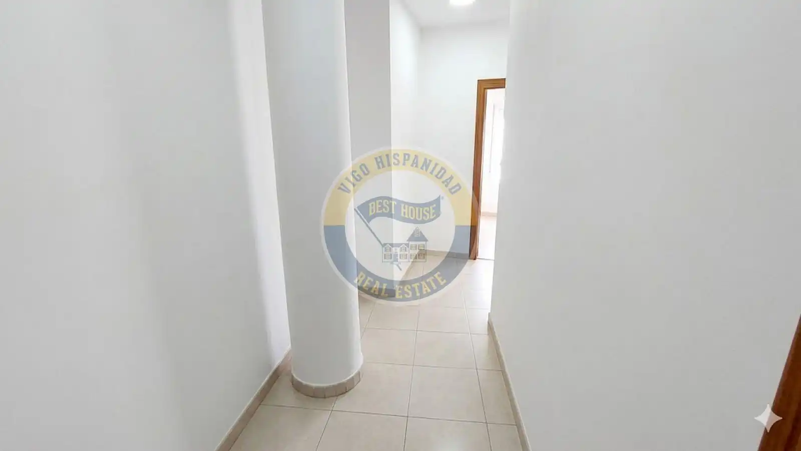 Loft en venta en Vigo  con Calefacción