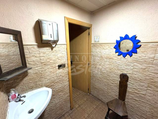 Local comercial en Alquiler en Cerdanyola Sud