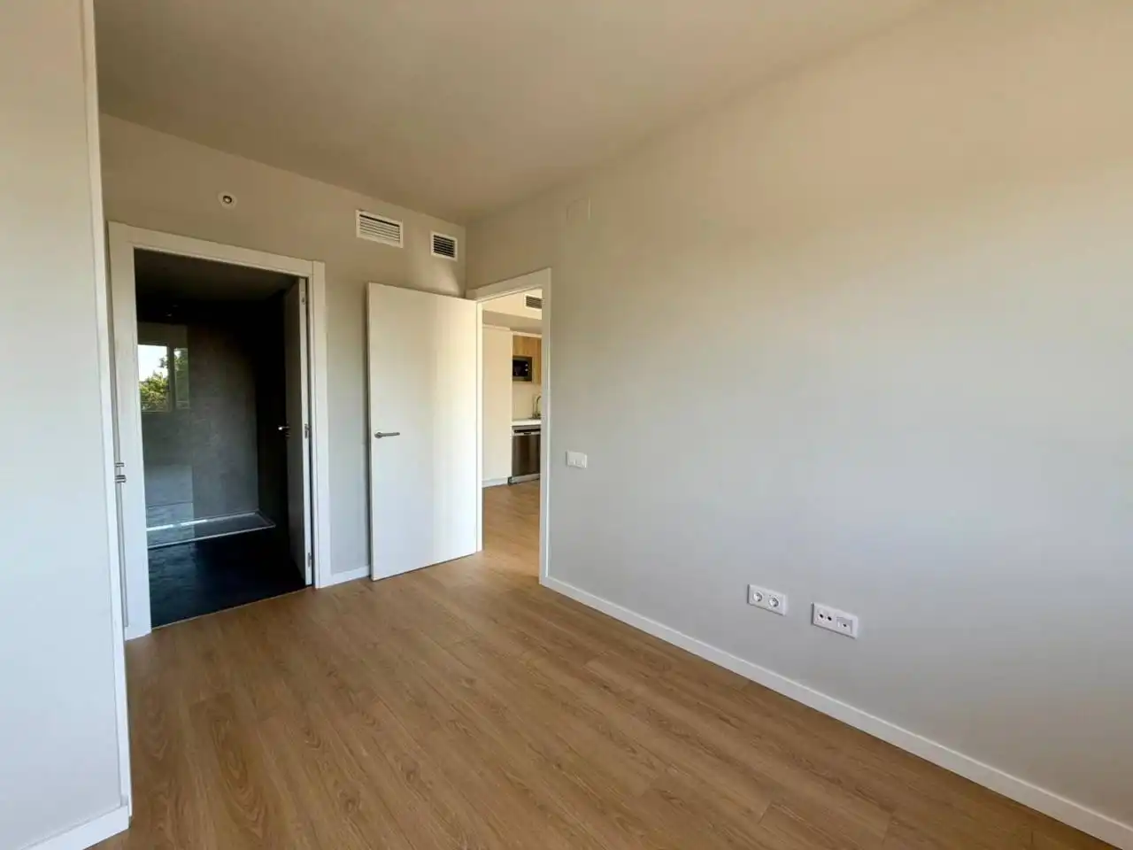 Wohnung zur Miete in Avenida Jaume I, Sant Pere Nord
