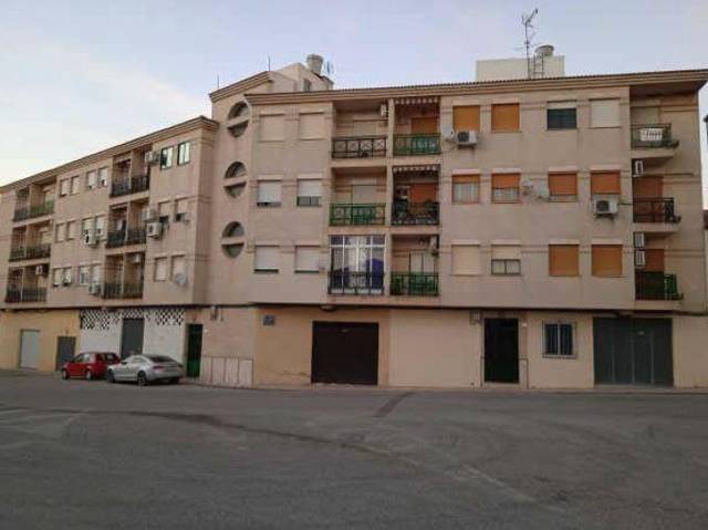 Piso en Venta en Cristóbal Colón en Torredonjimeno