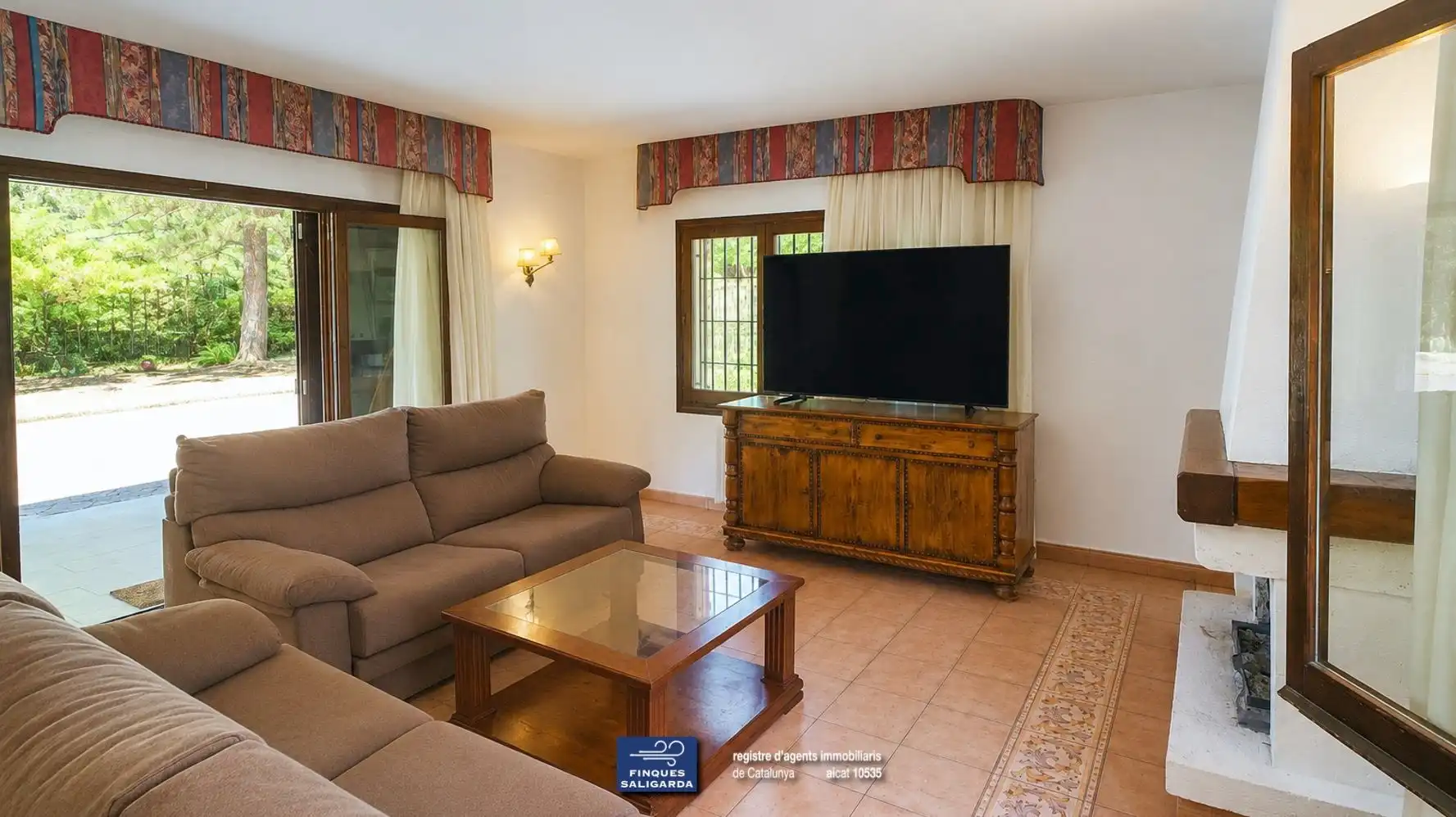 Sala d'estar de Casa o xalet en venda en Seva amb Calefacció, Terrassa i Traster
