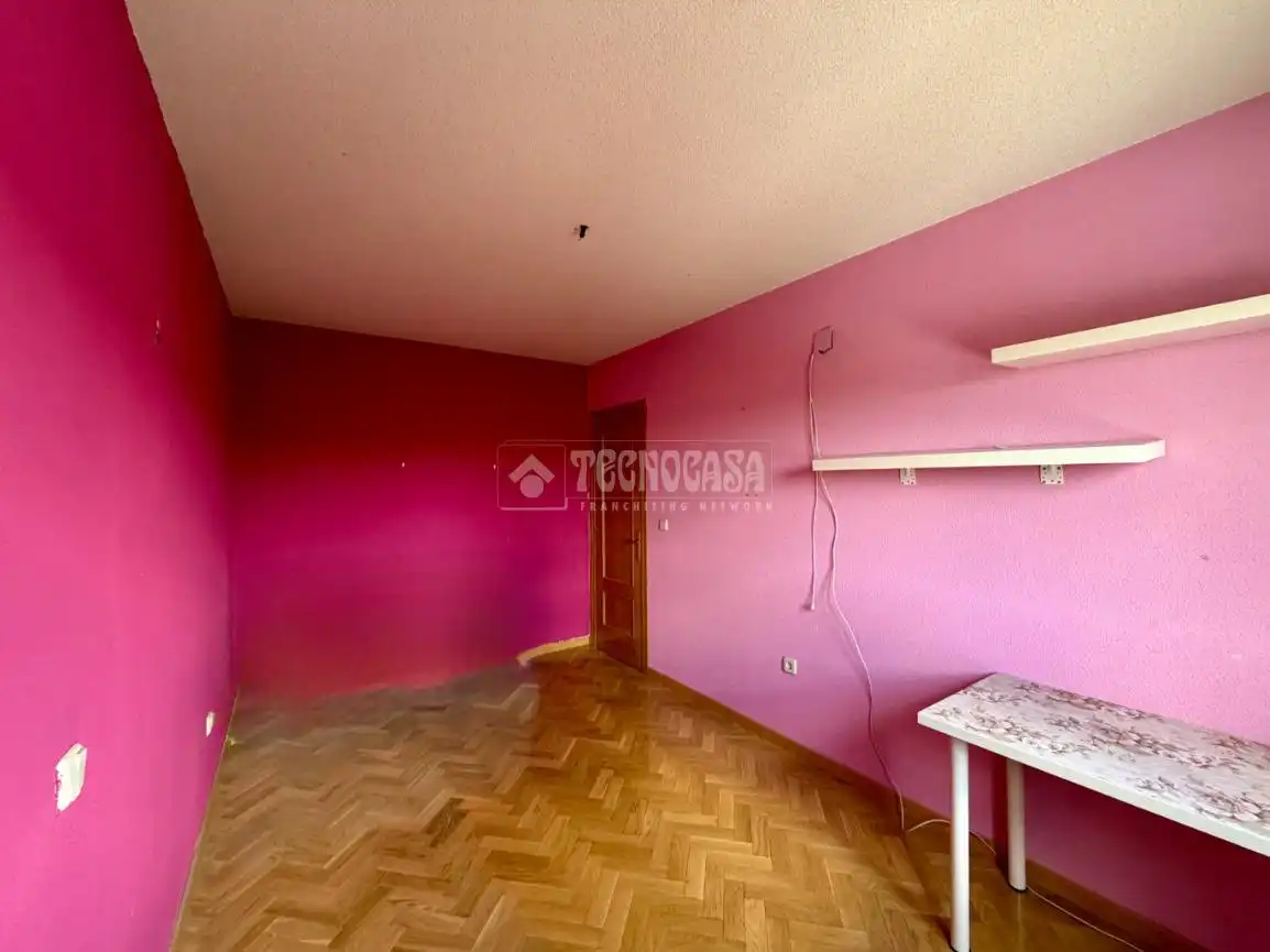 Bedroom of Detached homes for sale in Azuqueca de Henares