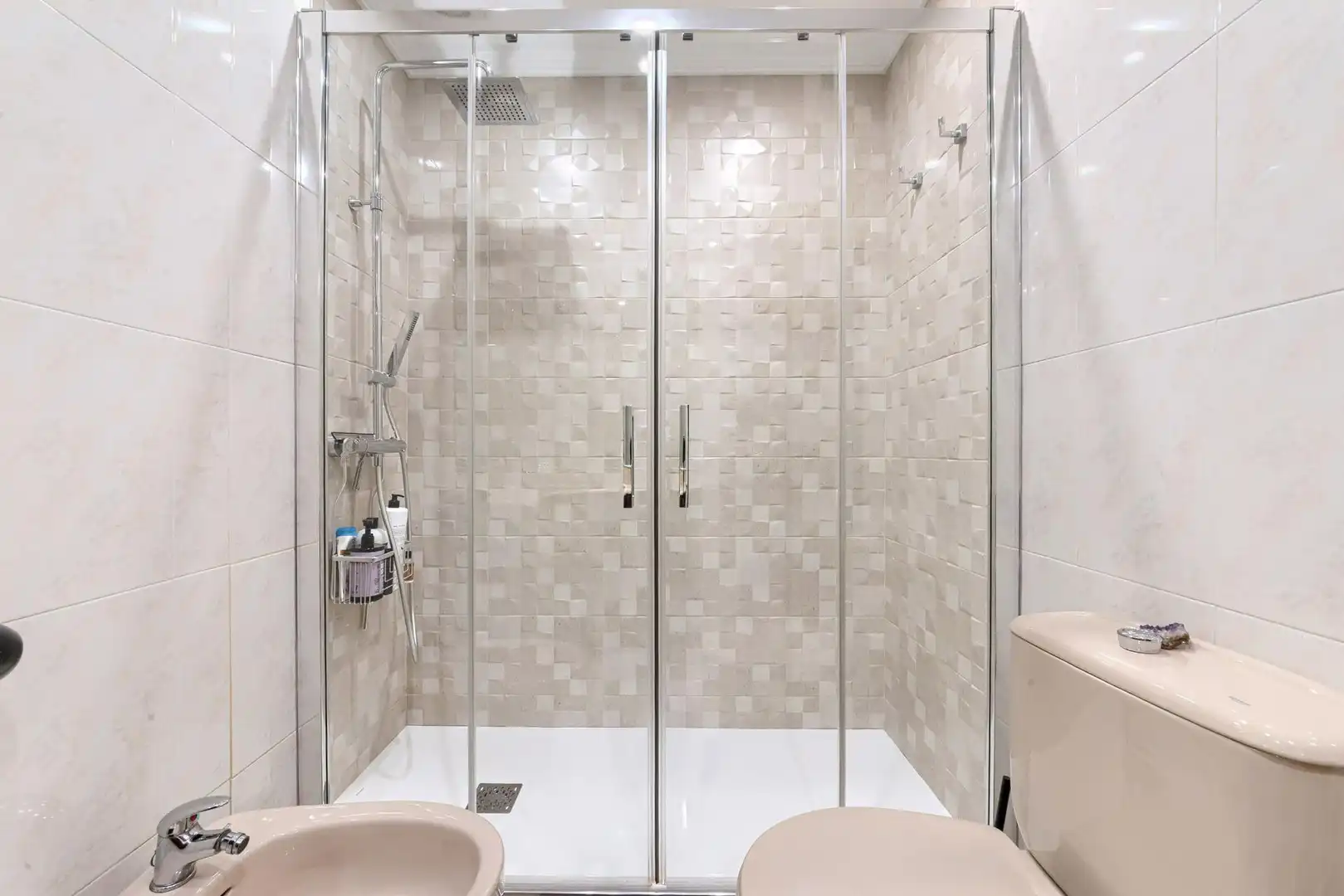 Baño de Apartamento en venta en Barakaldo  con Calefacción, Trastero y Amueblado