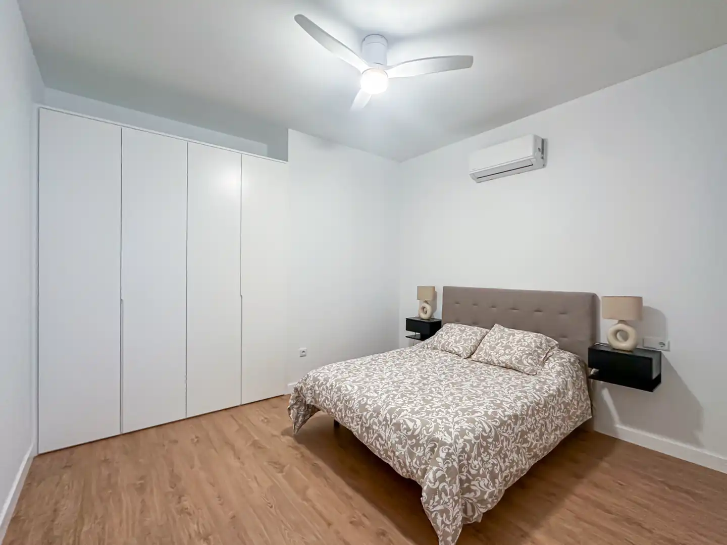 Piso con piscina en venta en Calle Cueva de Menga 10, imagen 22