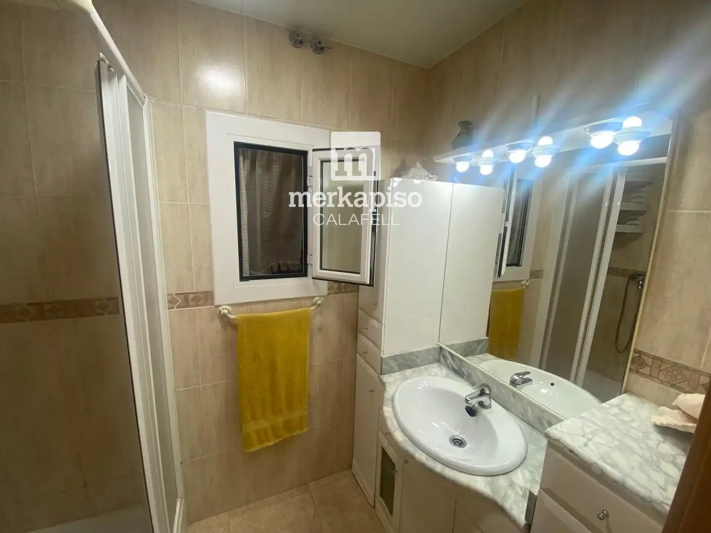 Baño de Piso en venta en Calafell con Calefacción y Terraza